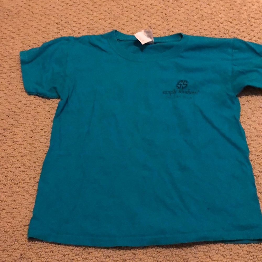 Bundle of 4 simply souther youth small shirts
